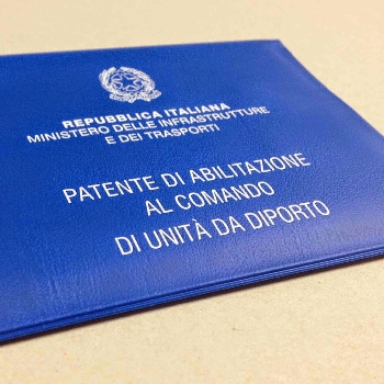 New Italian boat licence, decree published in the Gazette