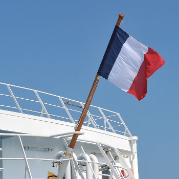 French Flag for Companies No Longer Renewable from 2025