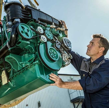 Engine replacement and navigation license: an operation often not addressed correctly